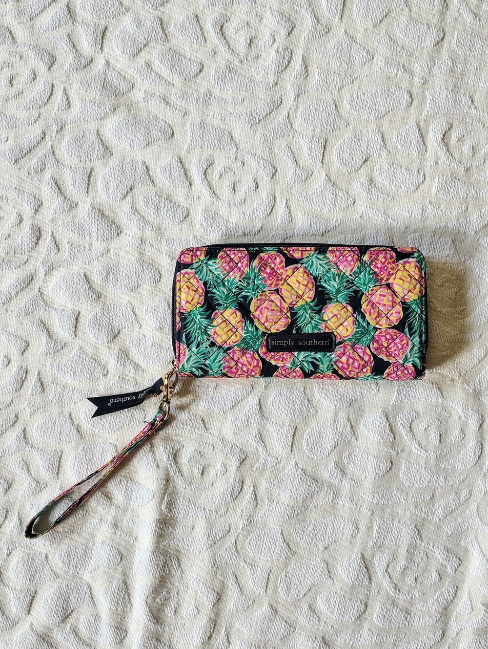 Simply Southern Zip Around Quilted Wallet NWOT